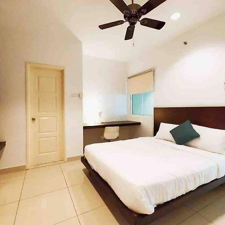 Luxury Seaview Penang Homestay @ Mansion One Gurney Pulau Pinang George Town Dış mekan fotoğraf